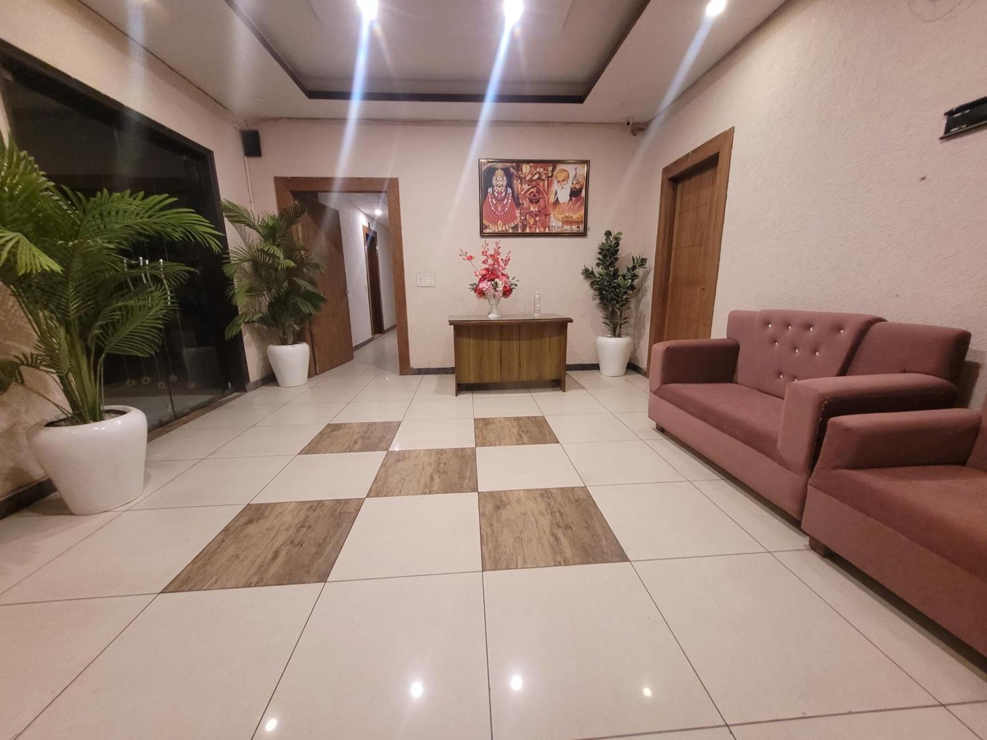 The Aura Grand Hotel & Banquet - A Unit Of Sitara Kollection Hotels Rohtak Exterior photo
